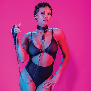 Euphoria Collection Collar With Chain Leash